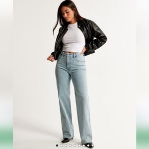 Abercrombie and Fitch curve love relaxed light jeans